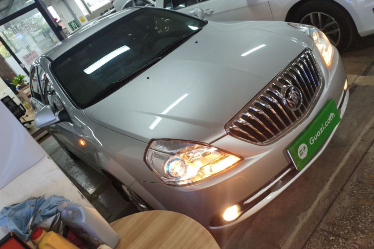 别克 凯越 2013款 1.5L 自动经典型车身外观3