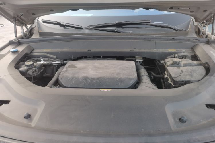 理想汽车 理想L8 2023款 Pro机舱底盘24