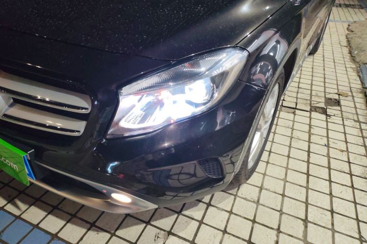 奔驰GLA 2016款 GLA 200 时尚型局部细节36