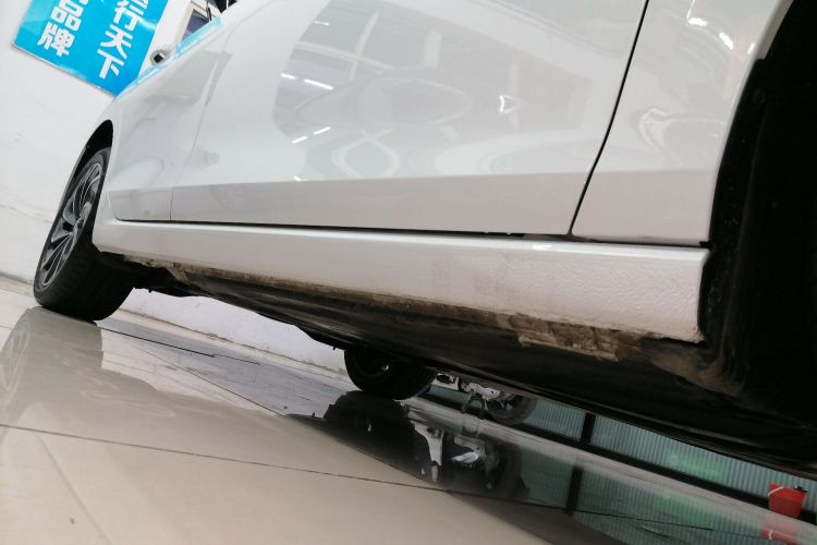 大众 高尔夫 2023款 改款 280TSI DSG Pro局部细节9001