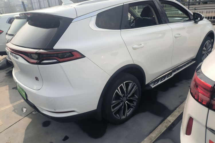 比亚迪 唐 2018款 2.0T 自动智联尊荣型 5座 国V车身外观7