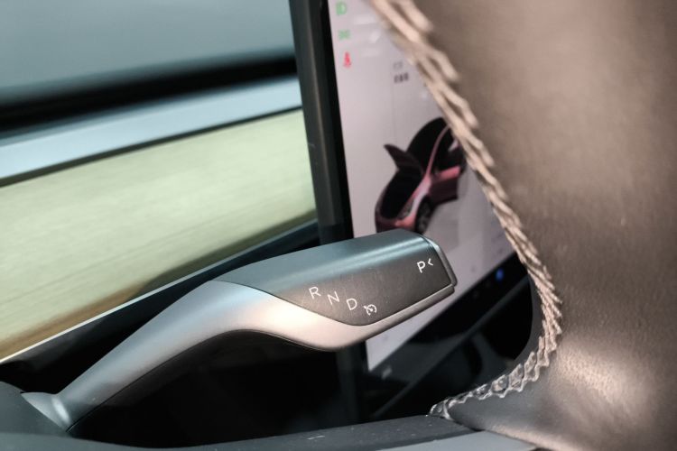 特斯拉 Model Y 2022款 改款 后轮驱动版局部细节18