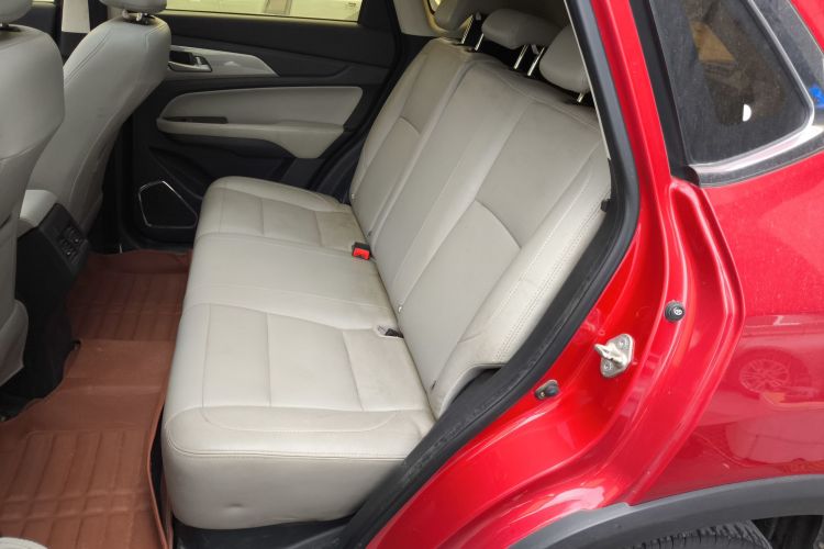 北汽幻速S5 2017款 1.3T 手动尊贵型中控内饰21