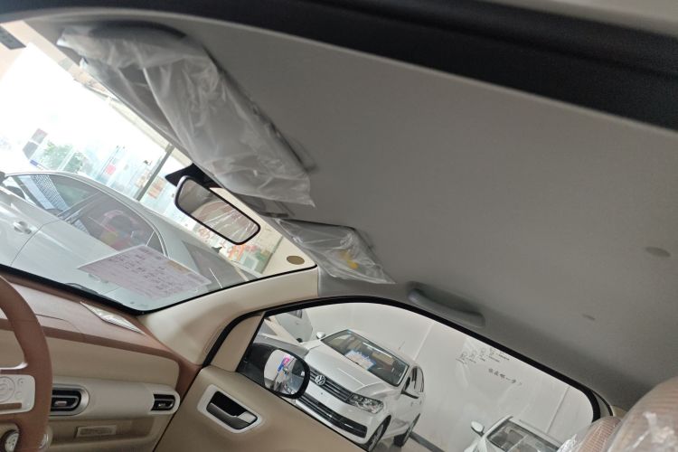 五菱汽车 宏光MINIEV 2024款 第三代 215km 青春版中控内饰22