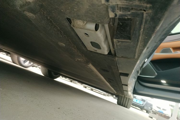 比亚迪 汉L 2025款 EV 四驱激光雷达旗舰型局部细节9001