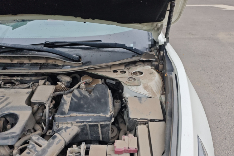 日产 天籁 2018款 2.0L XL 智进版局部细节9006