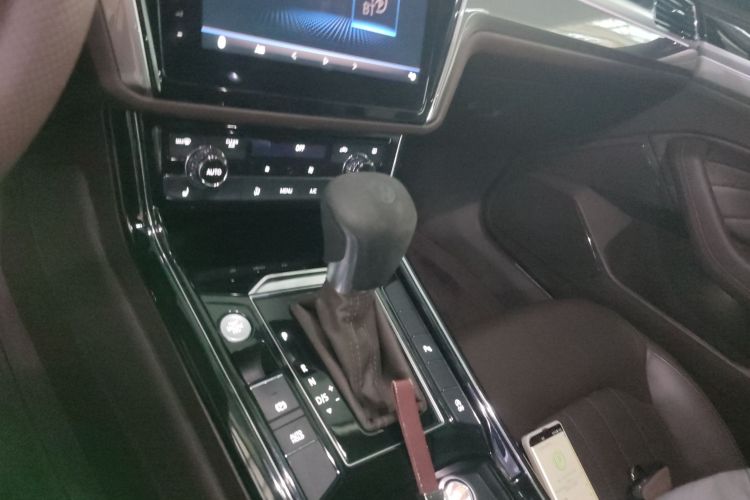 大众 辉昂 2021款 380TSI 豪华版中控内饰18