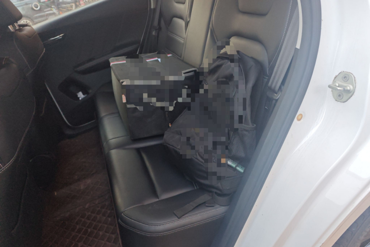 比亚迪e2 2019款 高续航版 耀·豪华型中控内饰21