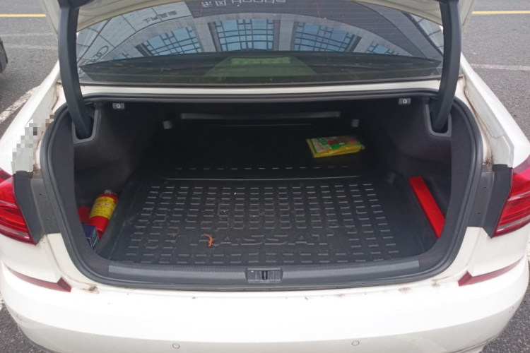 大众 帕萨特 2016款 280TSI DSG尊荣版局部细节23