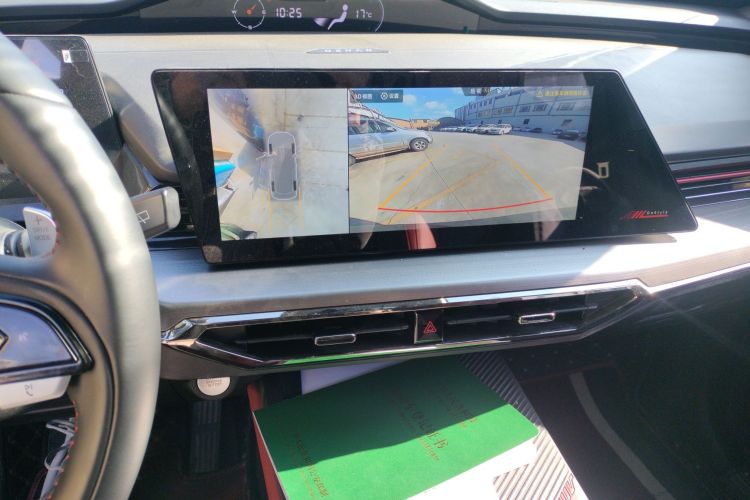 长安欧尚Z6 2023款 蓝鲸 2.0T 自动智行型中控内饰16