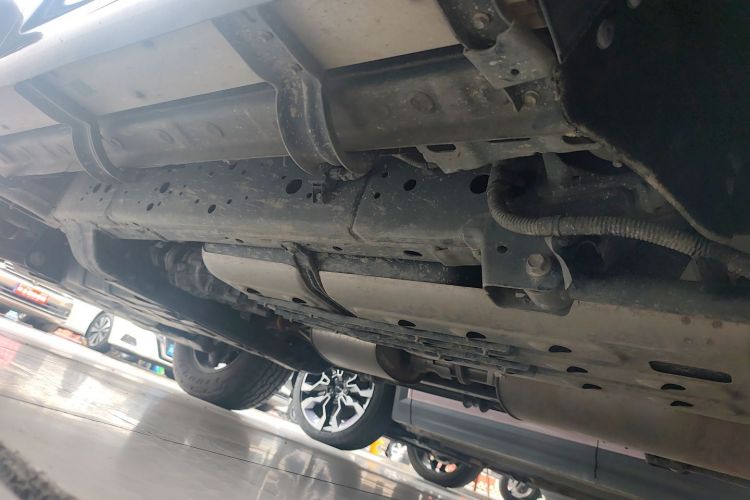 坦克300 2024款 2.0T 征服者局部细节9002