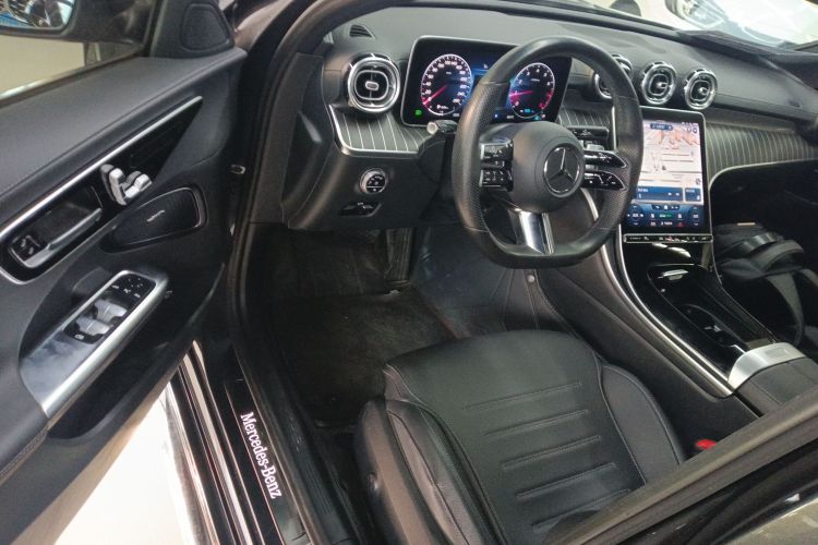 奔驰C级 2022款 改款 C 260 L 运动版中控内饰20