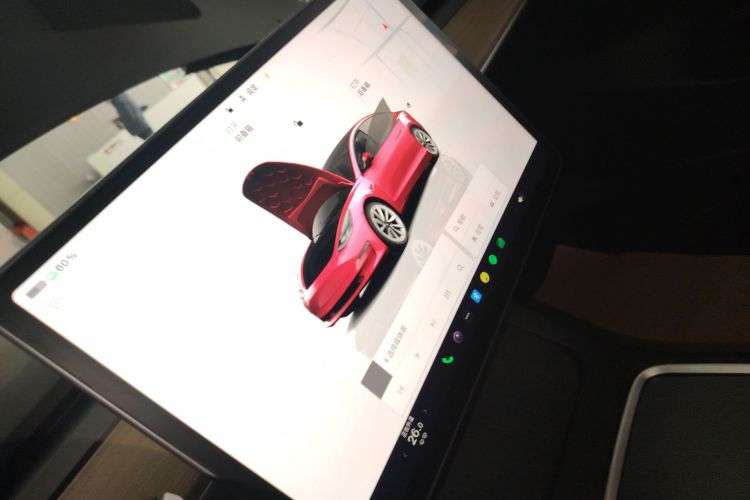 特斯拉 Model 3 2022款 后轮驱动版中控内饰11