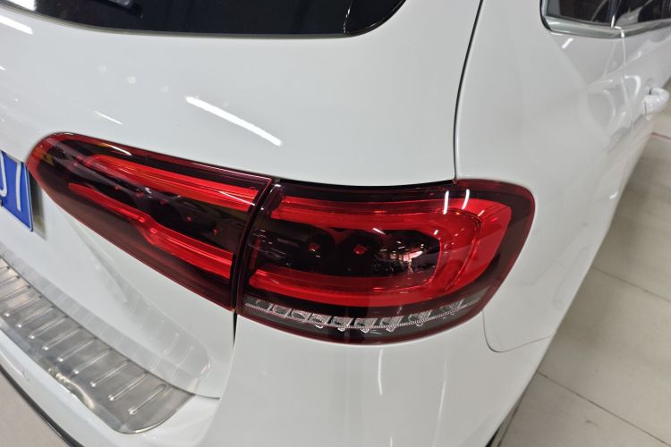 奔驰B级 2020款 B 200 动感型车身外观6006