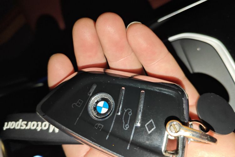 宝马i3 2022款 eDrive 35 L中控内饰7001