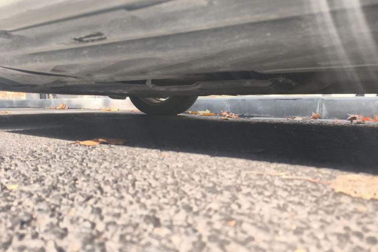 奔驰C级 2018款 C 200 L 运动版局部细节9001