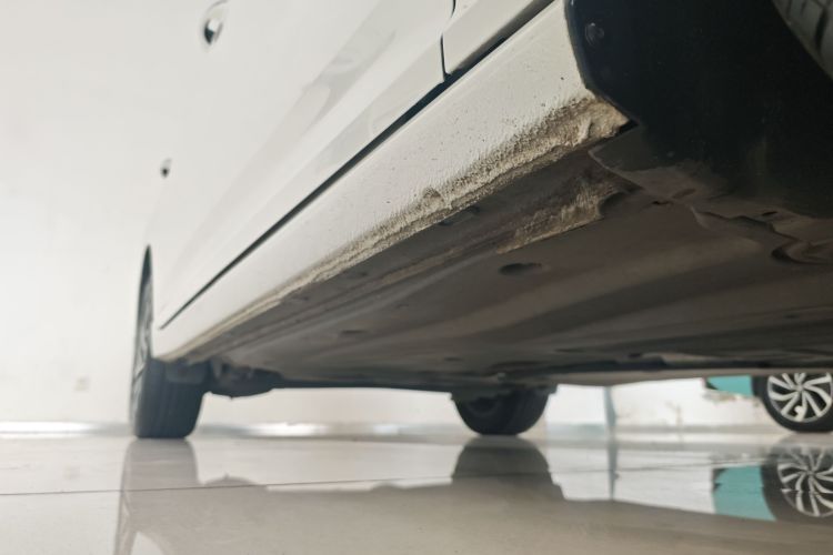 大众 朗逸 2024款 1.5L 自动满逸版机舱底盘29