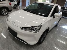哪吒汽车 哪吒V 2022款 潮 400 Lite