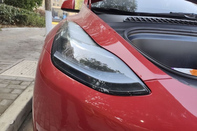 特斯拉 Model Y 2022款 改款 后轮驱动版车身外观8