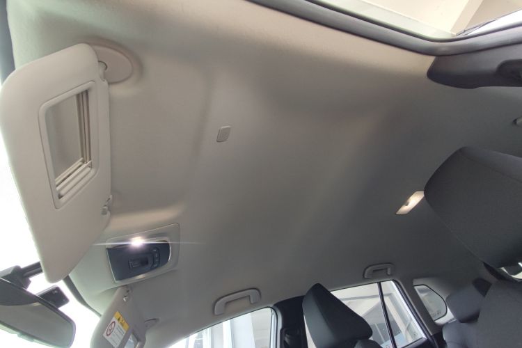 丰田 锋兰达 2023款 2.0L CVT精英版局部细节22