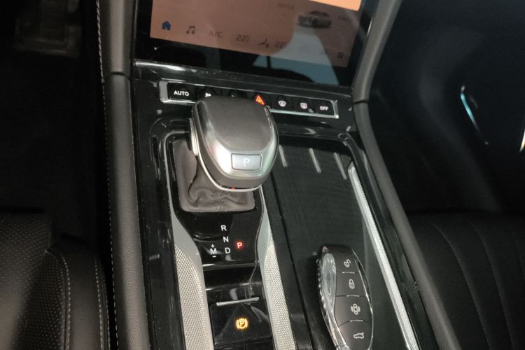 红旗H5 2023款 1.5T DCT智联旗韵版中控内饰18