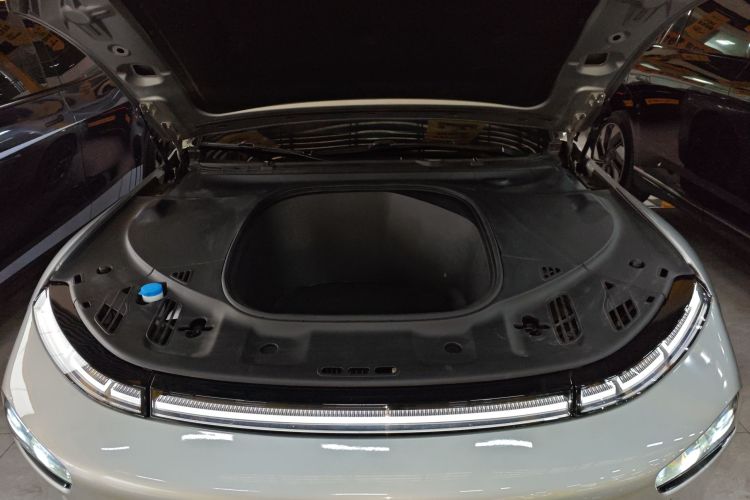 小鹏P7 2022款 670E+局部细节24