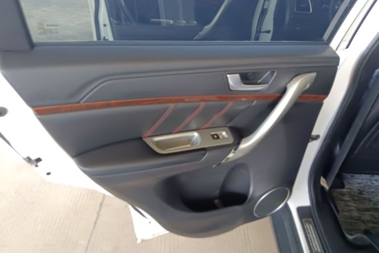 哈弗H6 2014款 运动版 2.4L 自动精英型中控内饰49