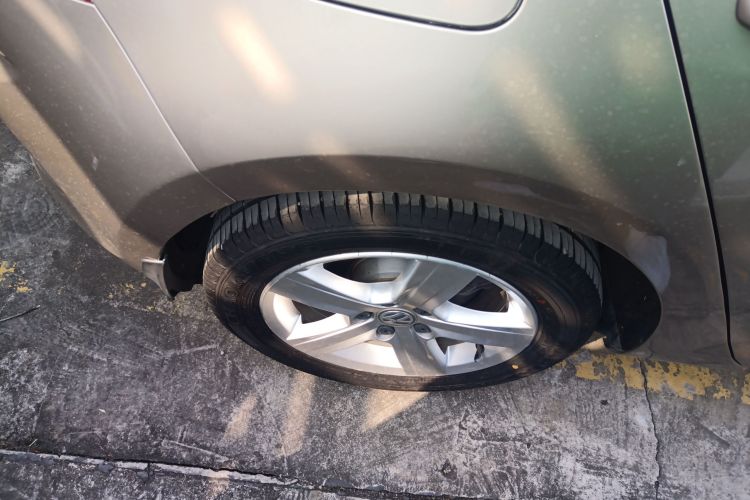 大众 高尔夫 2016款 1.6L 自动舒适型车身外观6008