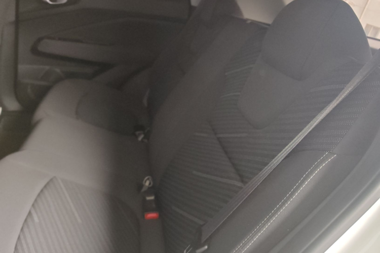 五菱汽车 五菱星驰 2022款 1.5L 手动自由型中控内饰21