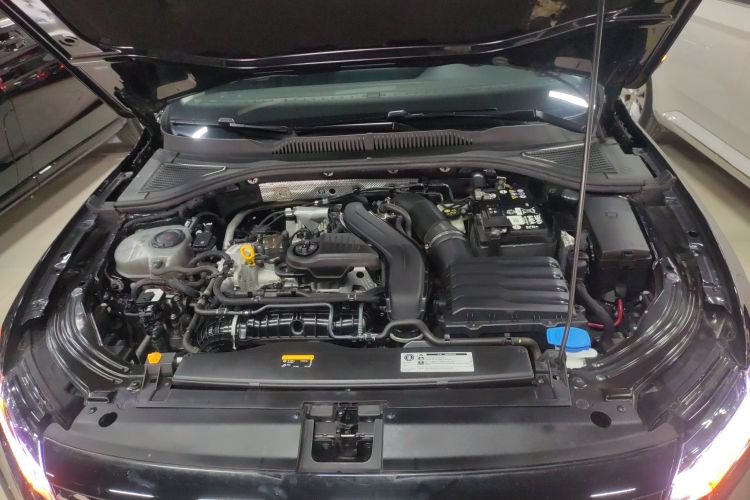 大众 朗逸 2023款 300TSI DSG星空领先版机舱底盘24