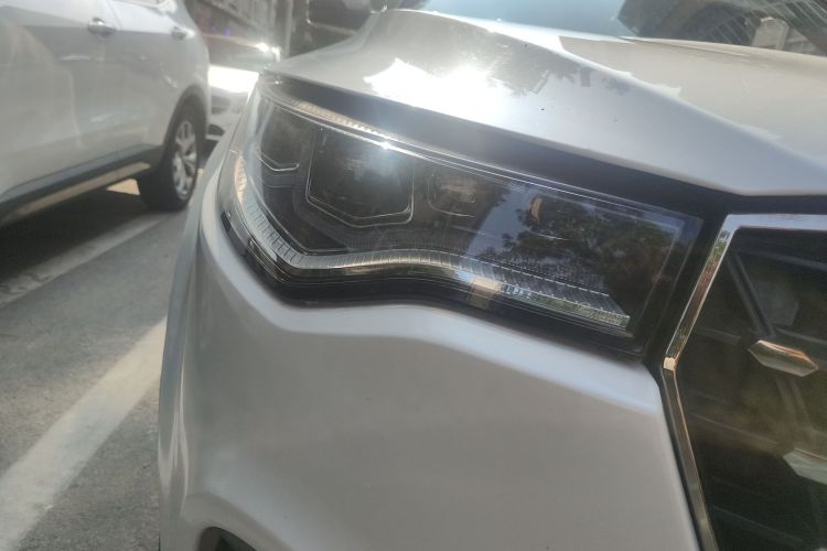 众泰T700 2017款 1.8T 双离合尊享型车身外观6006