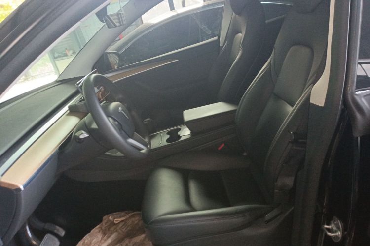 特斯拉 Model Y 2022款 后轮驱动版局部细节19