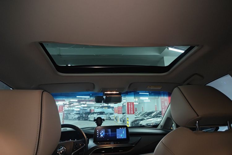 别克GL8 2022款 陆上公务舱 652T 智慧豪华型局部细节22