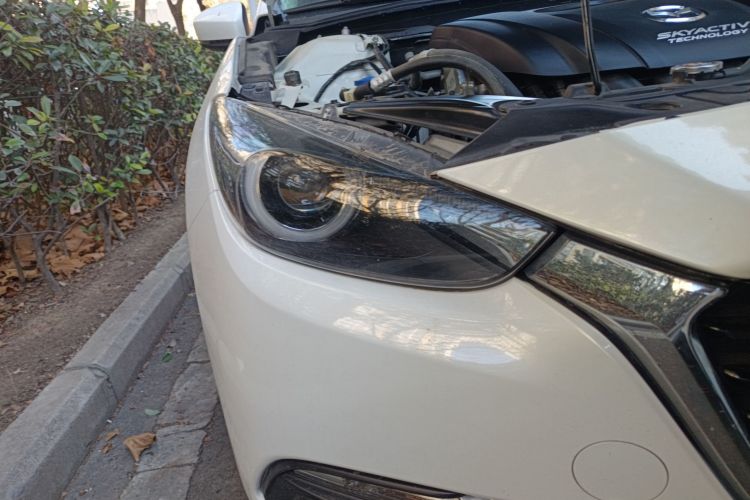 马自达3 昂克赛拉 2017款 两厢 2.0L 自动豪华型 国VI车身外观8