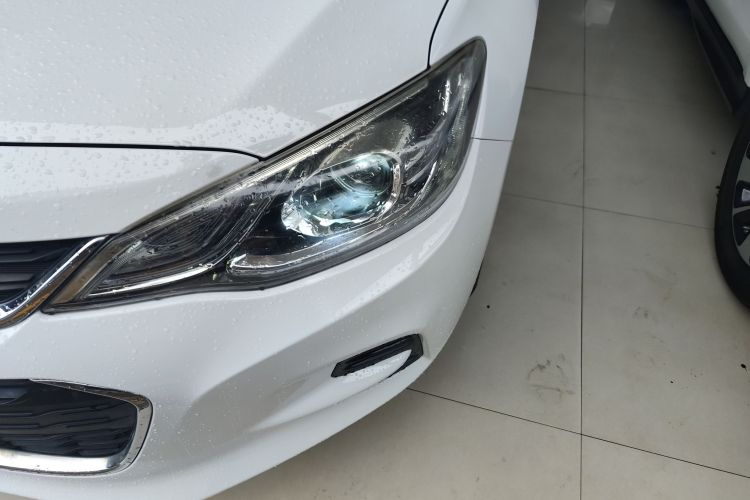 雪佛兰 科沃兹 2019款 320 自动欣悦版车身外观36