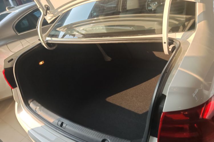 大众 朗逸 2017款 1.6L 手动舒适版局部细节23