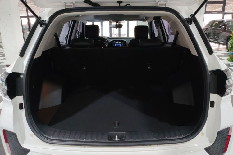 北京现代ix35 2021款 2.0L 自动两驱GLS领先版机舱底盘23