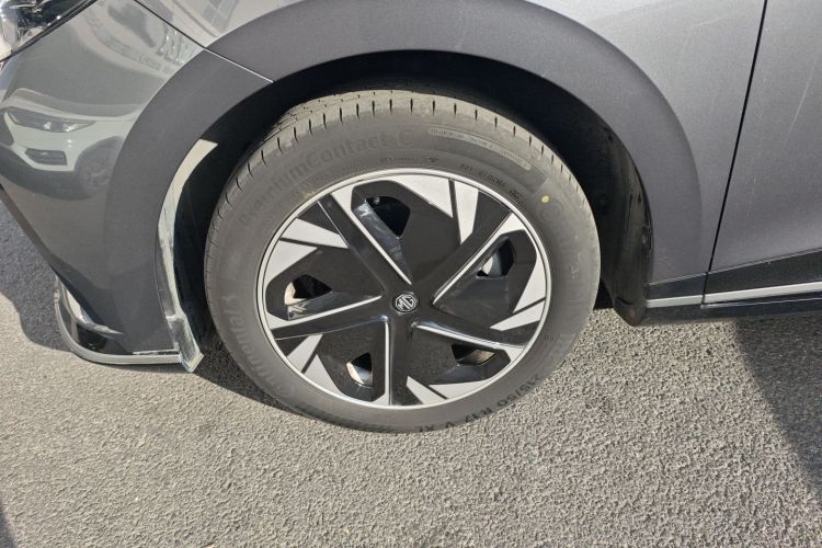 名爵 MG4 EV 2022款 520km 旗舰版车身外观6007