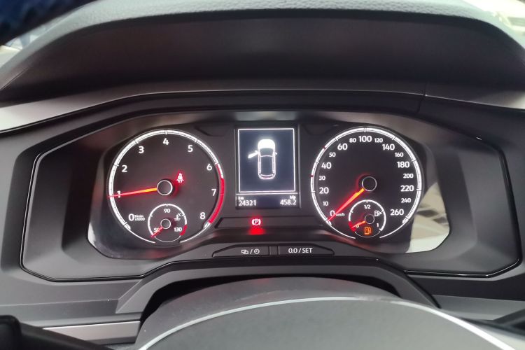 大众 Polo 2019款 Plus 1.5L 自动全景乐享版中控内饰14