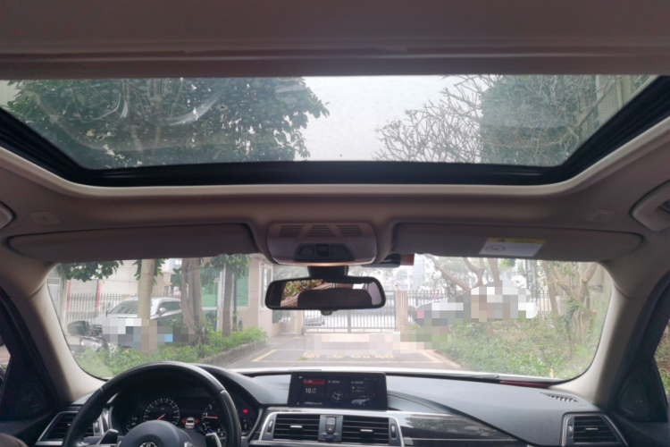 宝马3系 2019款 320Li M运动曜夜版局部细节22