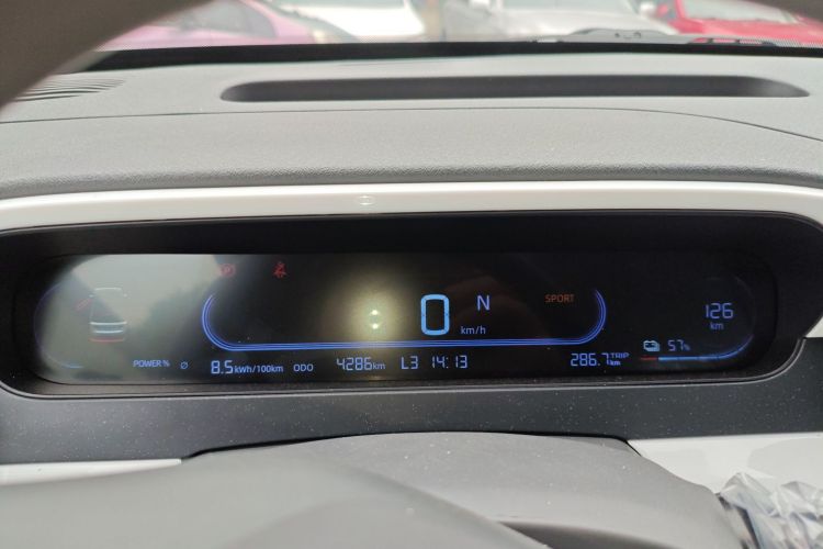 吉利银河 2025款 210km 熊猫卡丁局部细节14