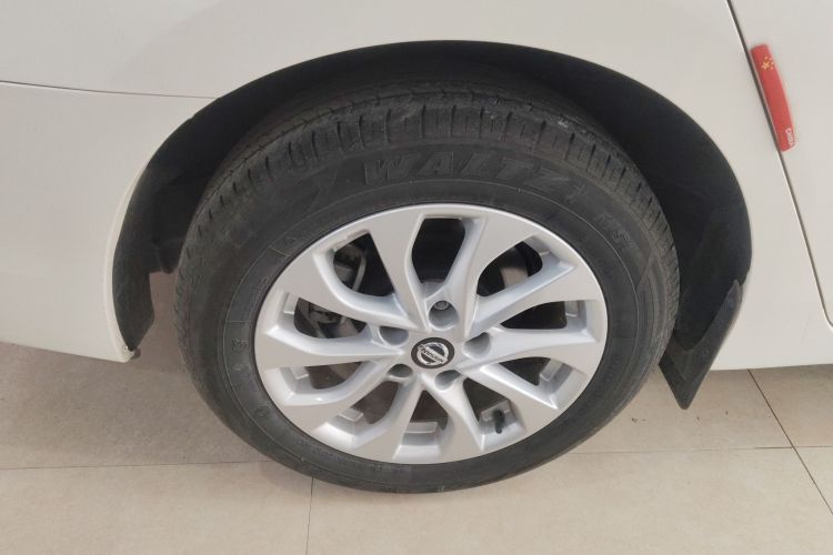 日产 轩逸 2024款 经典 1.6XE CVT舒适版车身外观6008