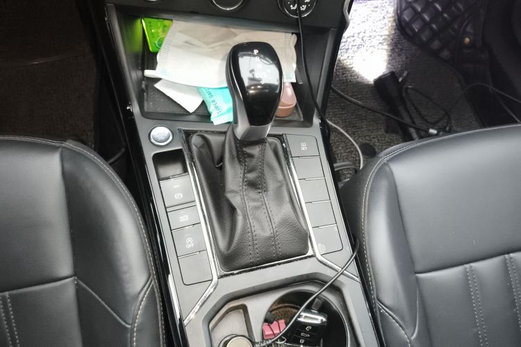 大众 帕萨特 2019款 280TSI 商务版 国VI中控内饰18