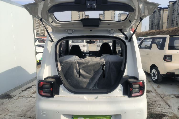 吉利银河 2024款 熊猫mini 200km 耐力熊机舱底盘23