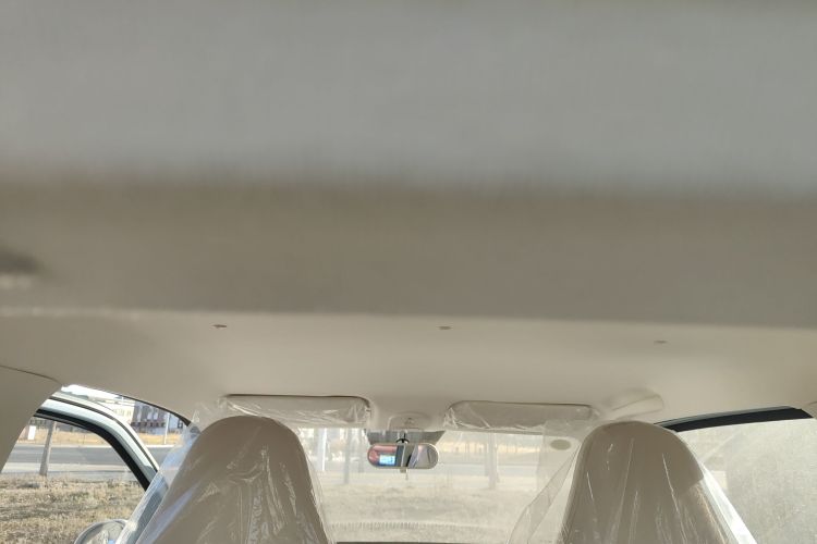 奔腾小马 2026款 222km 萌趣马 Plus中控内饰22