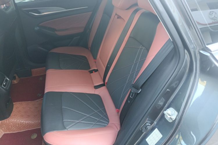 长安 逸动 2022款 PLUS 蓝鲸NE 1.4T GDI DCT旗舰版中控内饰7004