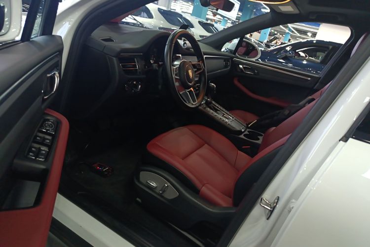 保时捷 2018款 Macan 2.0T中控内饰19