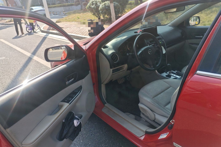 马自达6 2012款 2.0L 自动时尚型中控内饰20