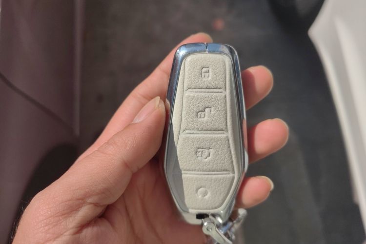 比亚迪 海豚 2023款 420km 时尚版中控内饰7001