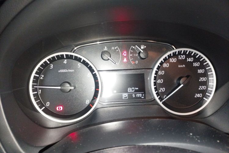 日产 轩逸 2022款 经典 1.6XE CVT舒适版中控内饰14